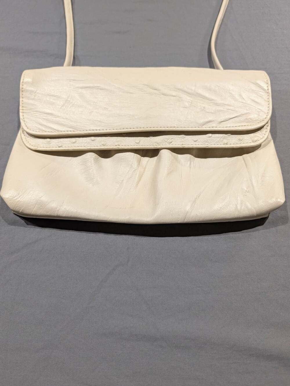 Hasi Hato White Ostrich Embossed Leather Vintage Crossbody Bag